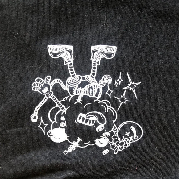 Hustle Animation Embroidered Tee by Screenshots Medium - Picture 6 of 7